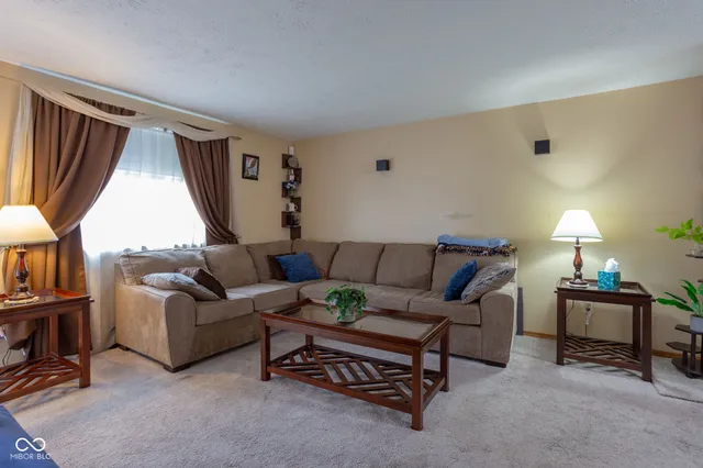 $179,000 | 2631 Pawnee Drive, Indianapolis, IN 46229