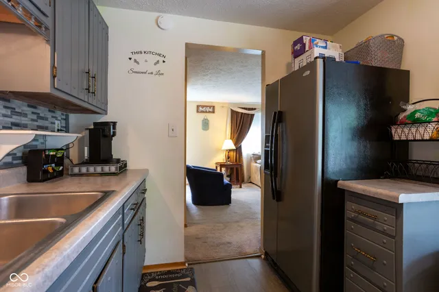 $179,000 | 2631 Pawnee Drive, Indianapolis, IN 46229