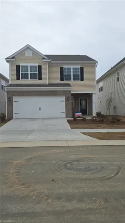 $2,200 | 5302 Amaryllis Way, Winston-Salem, NC 27104