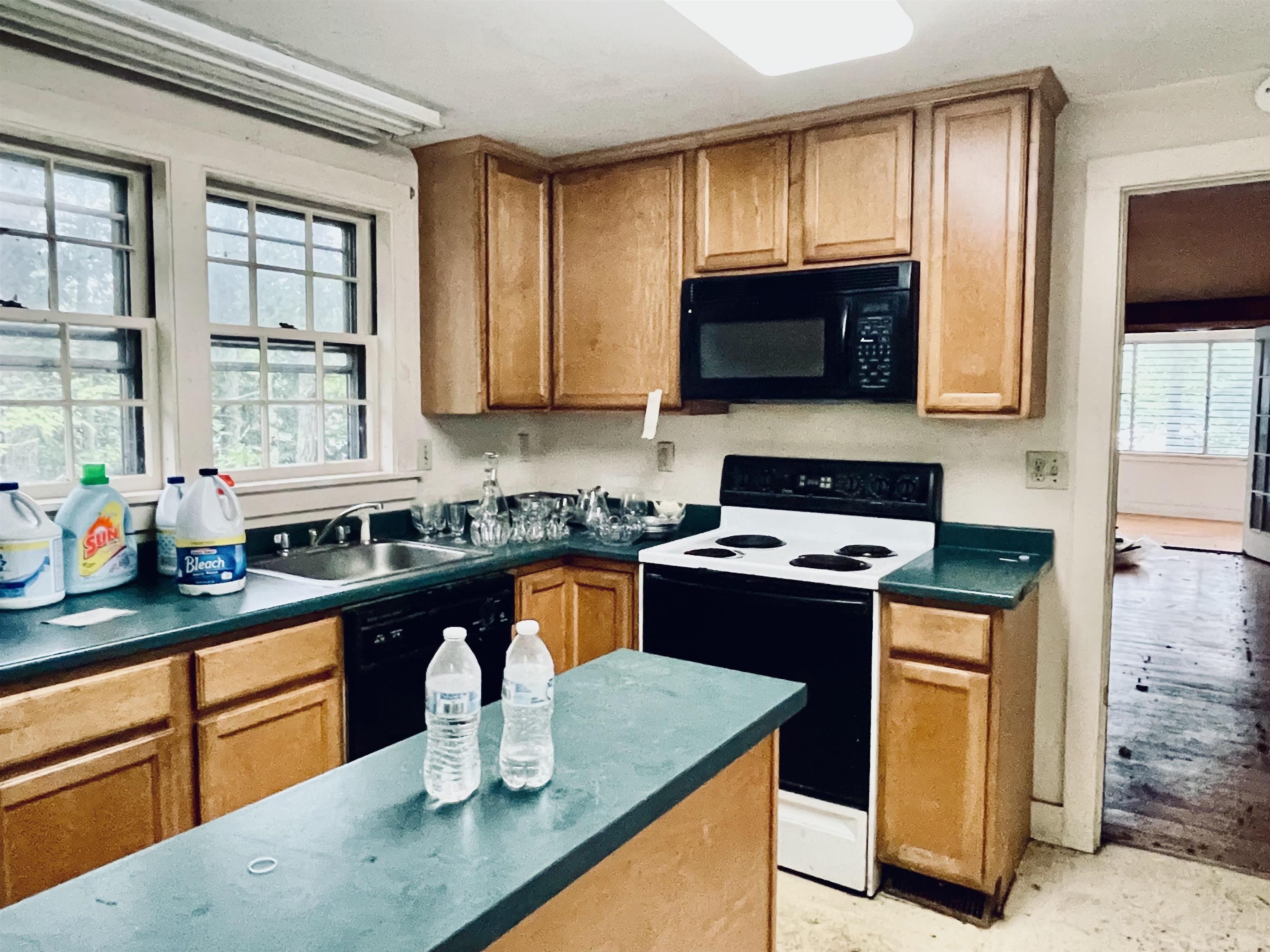 284 Village Road Wilmot, NH 03287 - Photo 11 of 18