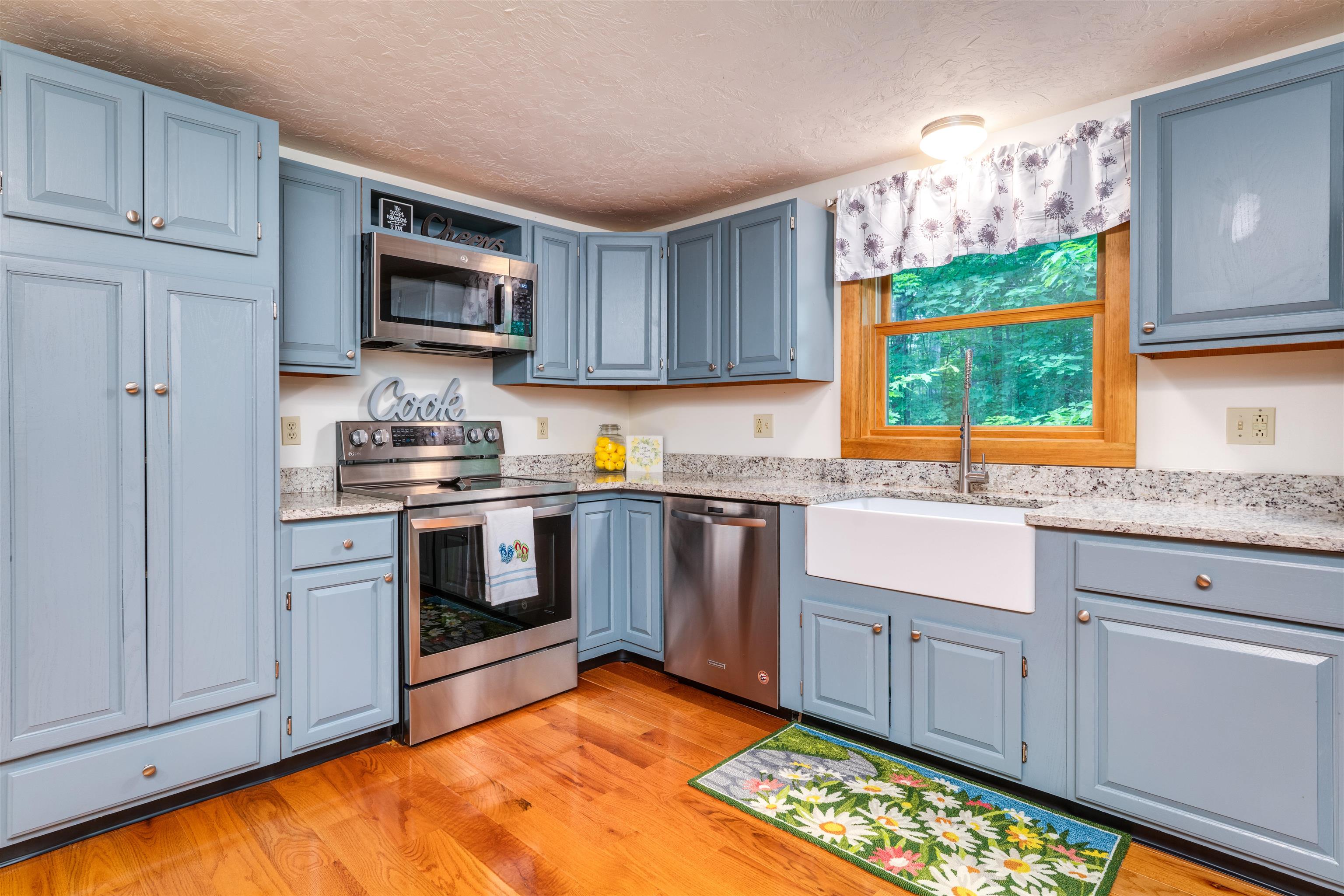 4 Winona Shores Road Meredith, NH 03253 - Photo 11 of 37 Gallery Image 11