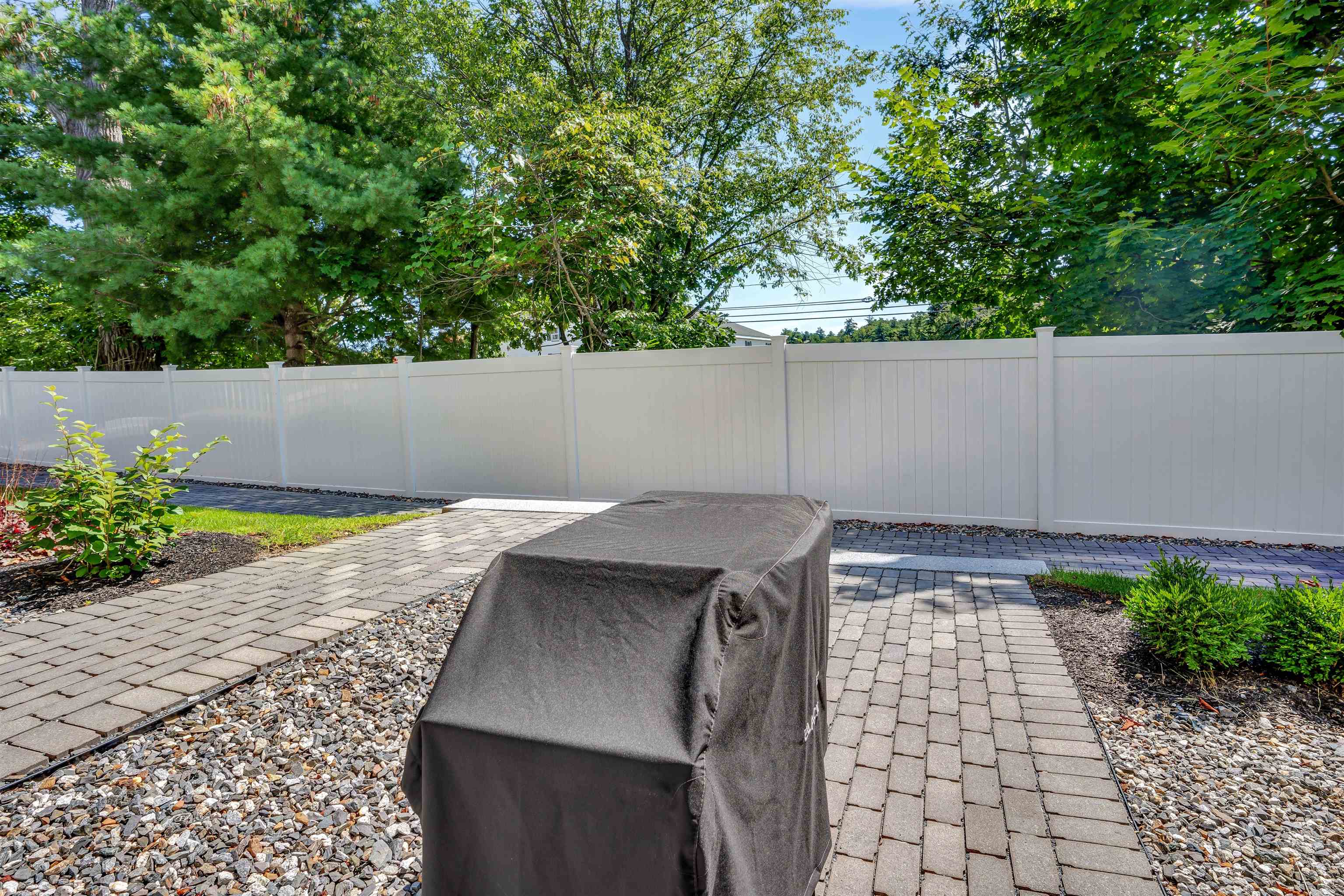 55 Ocean Road, Unit 17 Portsmouth, NH 03801 - Photo 20 of 31