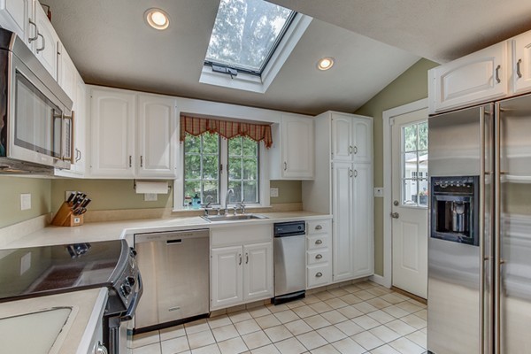 20 Pine Ridge Road Reading, MA 01867 - Photo 13 of 28