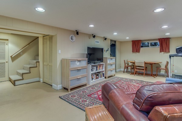 20 Pine Ridge Road Reading, MA 01867 - Photo 23 of 28