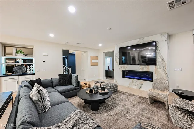 $3,795,000 | 6055 Gabrielle Carol Court, Las Vegas, NV 89149