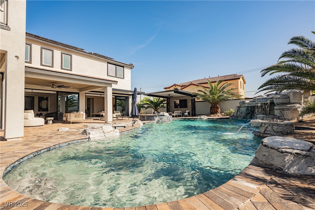 6055 Gabrielle Carol Court Las Vegas, NV 89149 - Photo 4 of 98