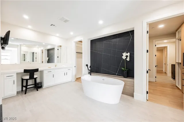 $3,795,000 | 6055 Gabrielle Carol Court, Las Vegas, NV 89149