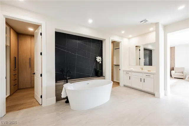 $3,795,000 | 6055 Gabrielle Carol Court, Las Vegas, NV 89149