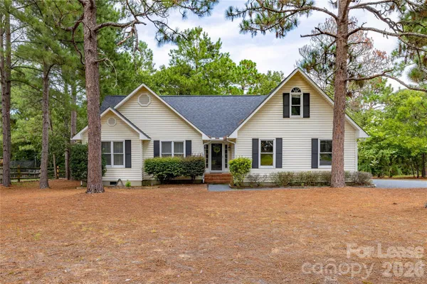 $2,250 | 102 Seminole Court, West End, NC 27376