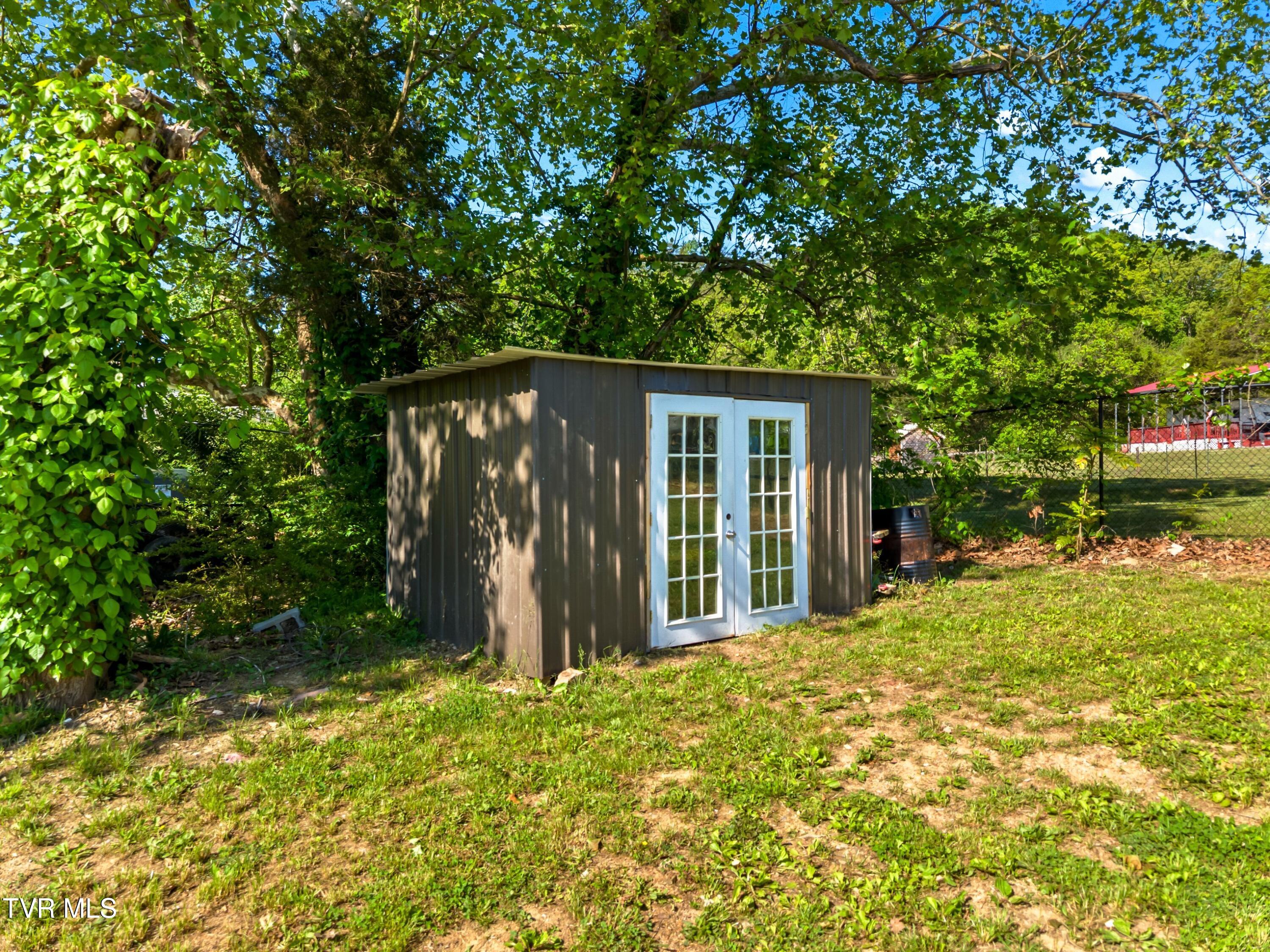 665 Rocky Summit Road Bean Station, TN 37708 - Photo 28 of 32 027-665RockySummitRoad-BeanStation-TN-37
