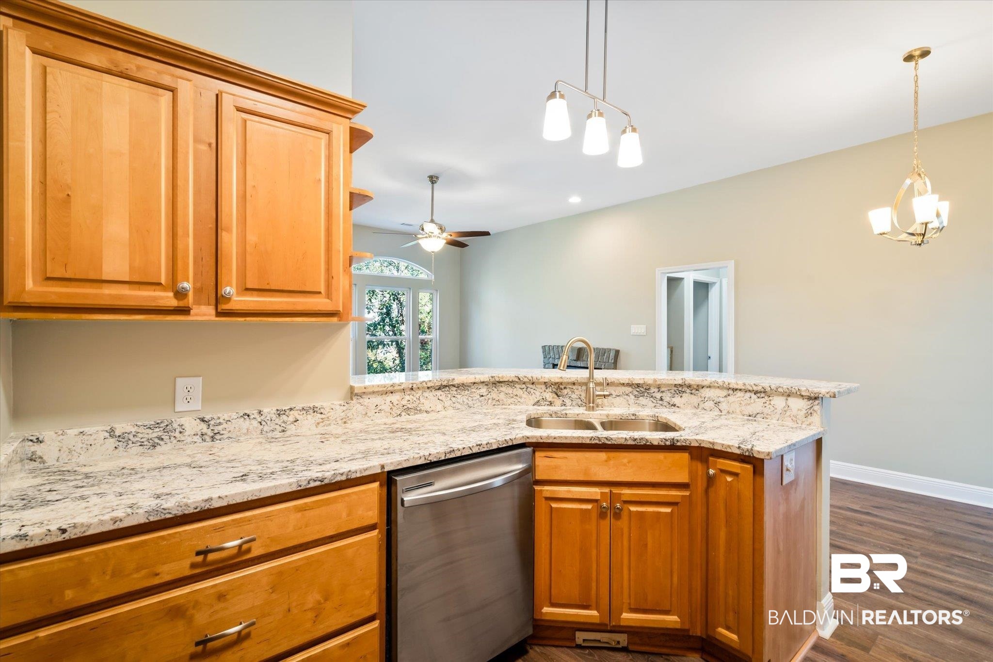 388 Ridgewood Drive Daphne, AL 36526 - Photo 4 of 30