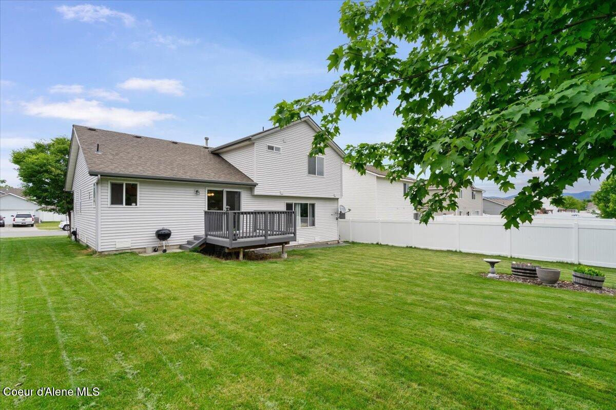 3660 West Manning Loop Coeur D'Alene, ID 83815 - Photo 24 of 32 38-3660 W Manning Loop_RedHogMedia