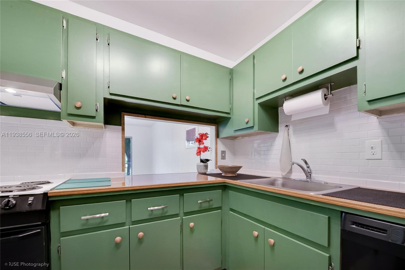 7403 Southwest 82nd Street, Unit 210N Miami, FL 33143 - Photo 4 of 14