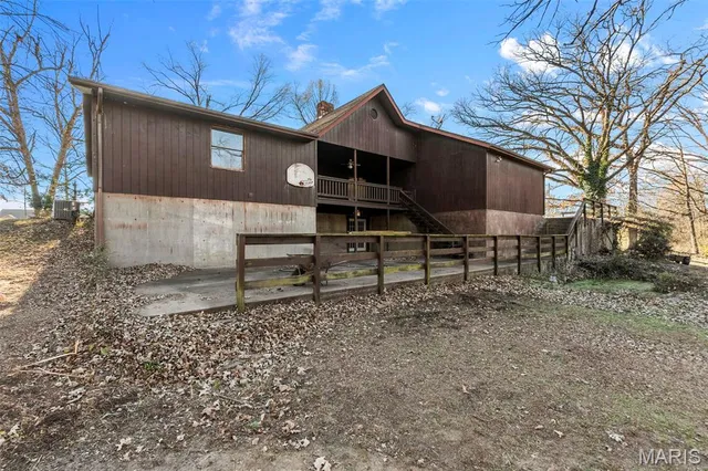 $354,000 | 2071 Pcr 806, Perryville, MO 63775