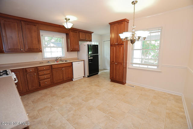3212 Winstead Road Rocky Mount, NC 27804 - Photo 8 of 23 Eat-in kitchen