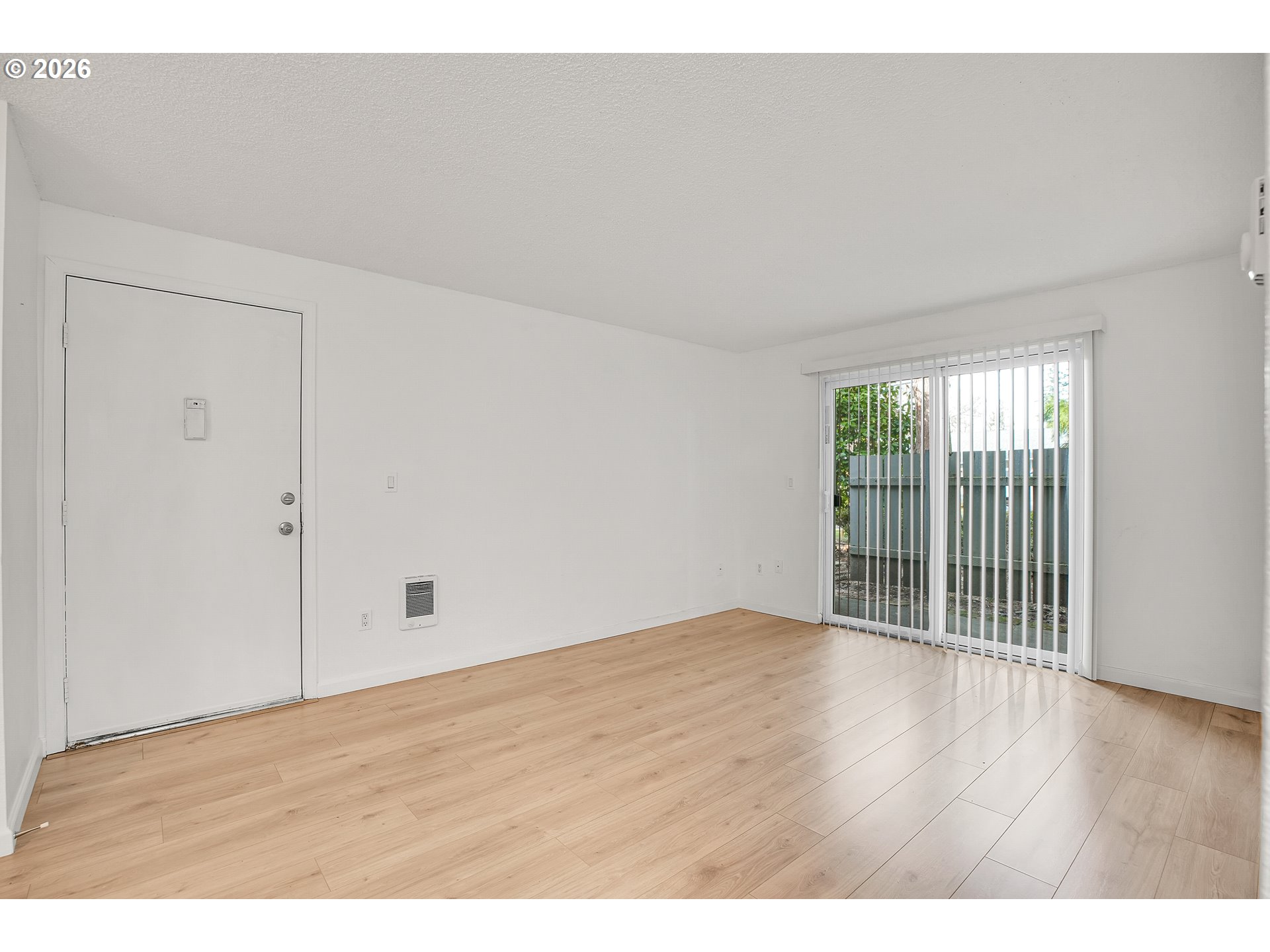 5488 Southwest Alger Avenue, Unit 5 Beaverton, OR 97005 - Photo 12 of 45