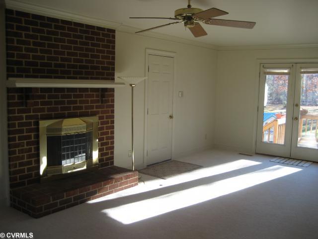 13231 Singer Road Midlothian, VA 23112 - Photo 3 of 12 Den/Family/Great Room
