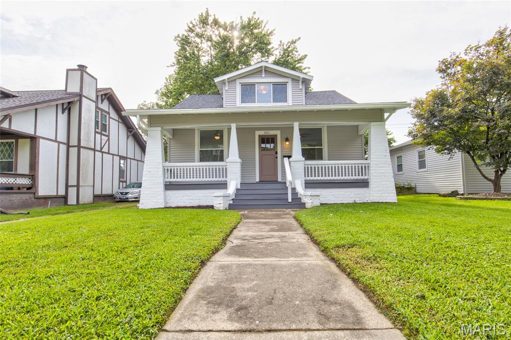 1211 Troy Road Edwardsville, IL 62025 - Photo 2 of 49 Gallery Image 2