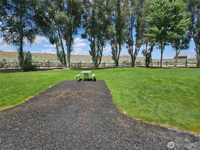 $150,000 | 5365 West Coyote Trail, Ephrata, WA 98823