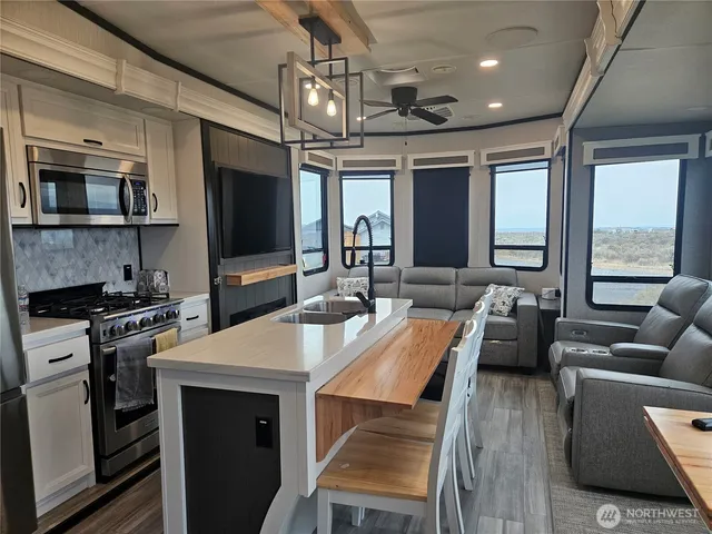 $150,000 | 5365 West Coyote Trail, Ephrata, WA 98823