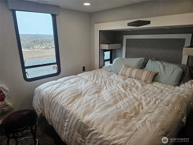 $150,000 | 5365 West Coyote Trail, Ephrata, WA 98823