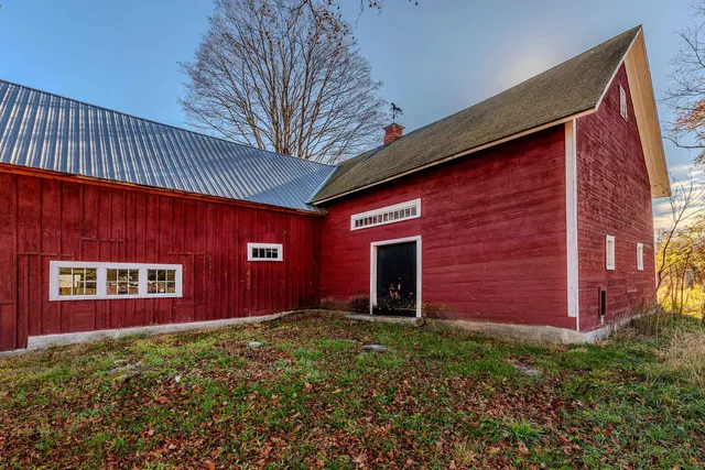 $529,000 | 514 1st Avenue, Chester, VT 05143