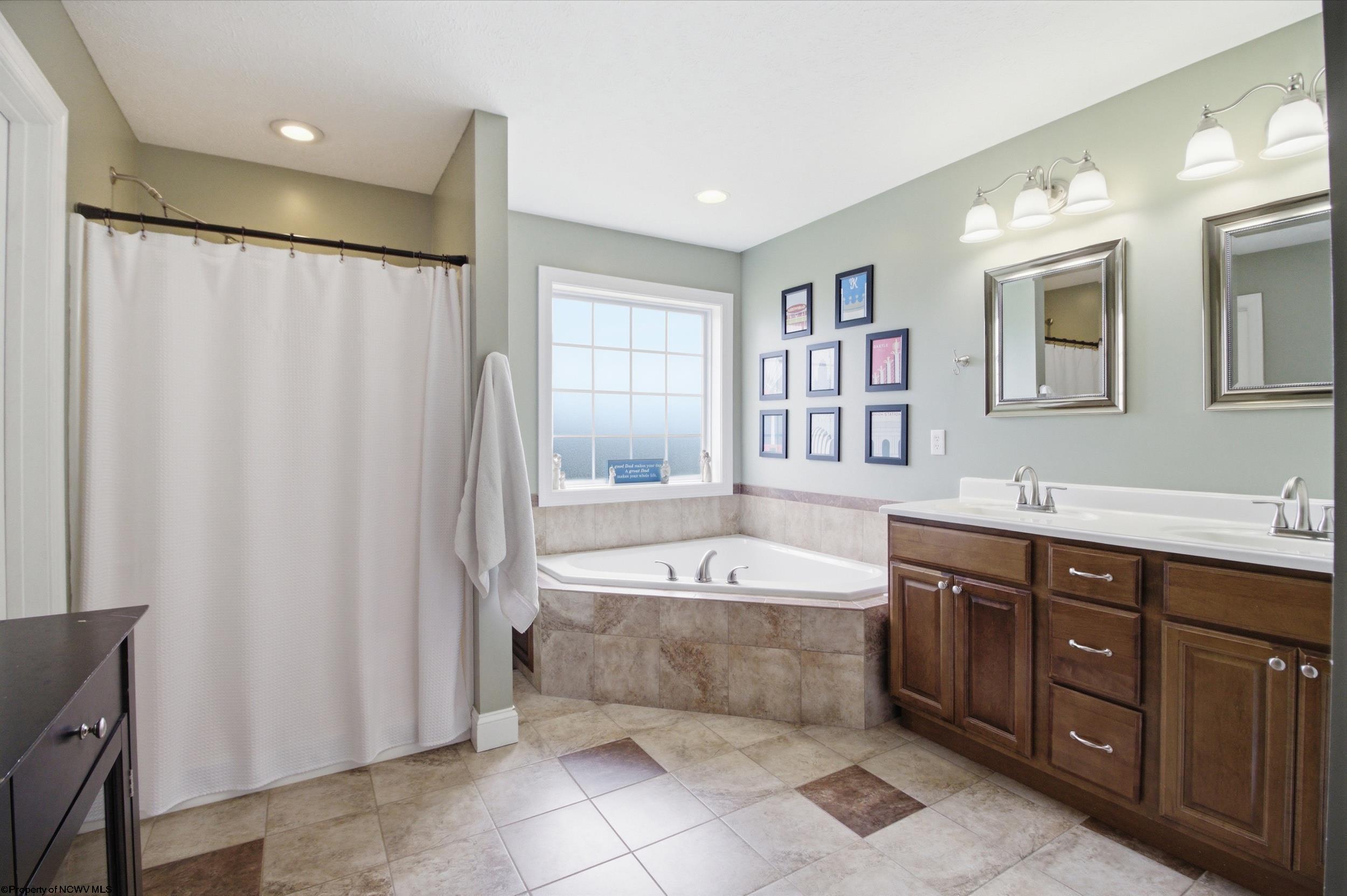 23 Amber Ridge Morgantown, WV 26508 - Photo 14 of 33 Gallery Image 14