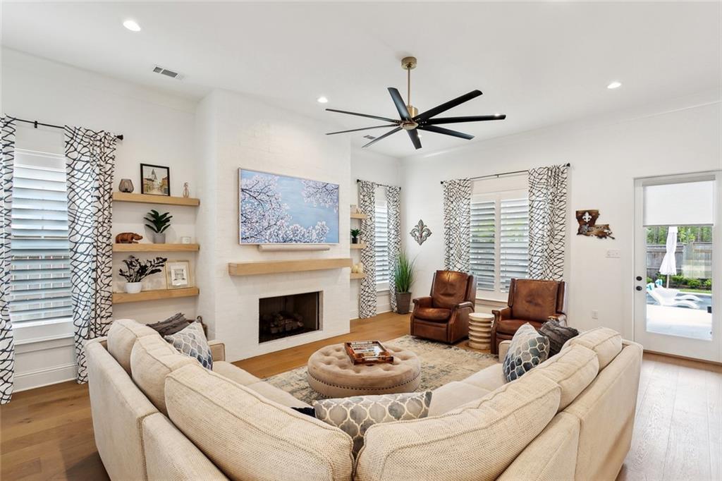 121 Chateau Papillon Mandeville, LA 70471 - Photo 4 of 44