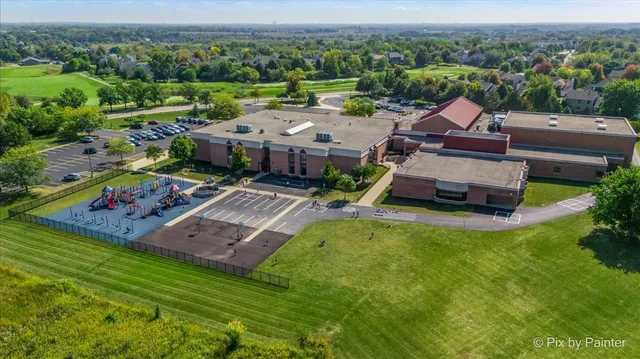 $660,000 | N776 West Curtis Square, Geneva, IL 60134