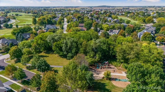 $660,000 | N776 West Curtis Square, Geneva, IL 60134