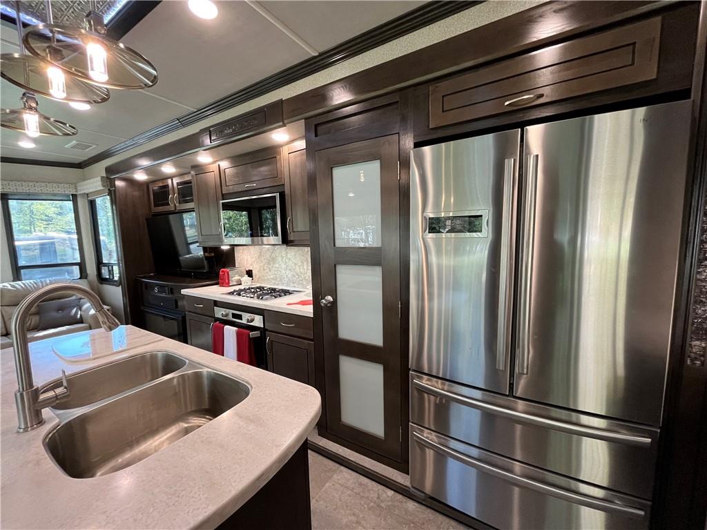 94 Bridge Loop Drive Cleveland, GA 30528 - Photo 15 of 79