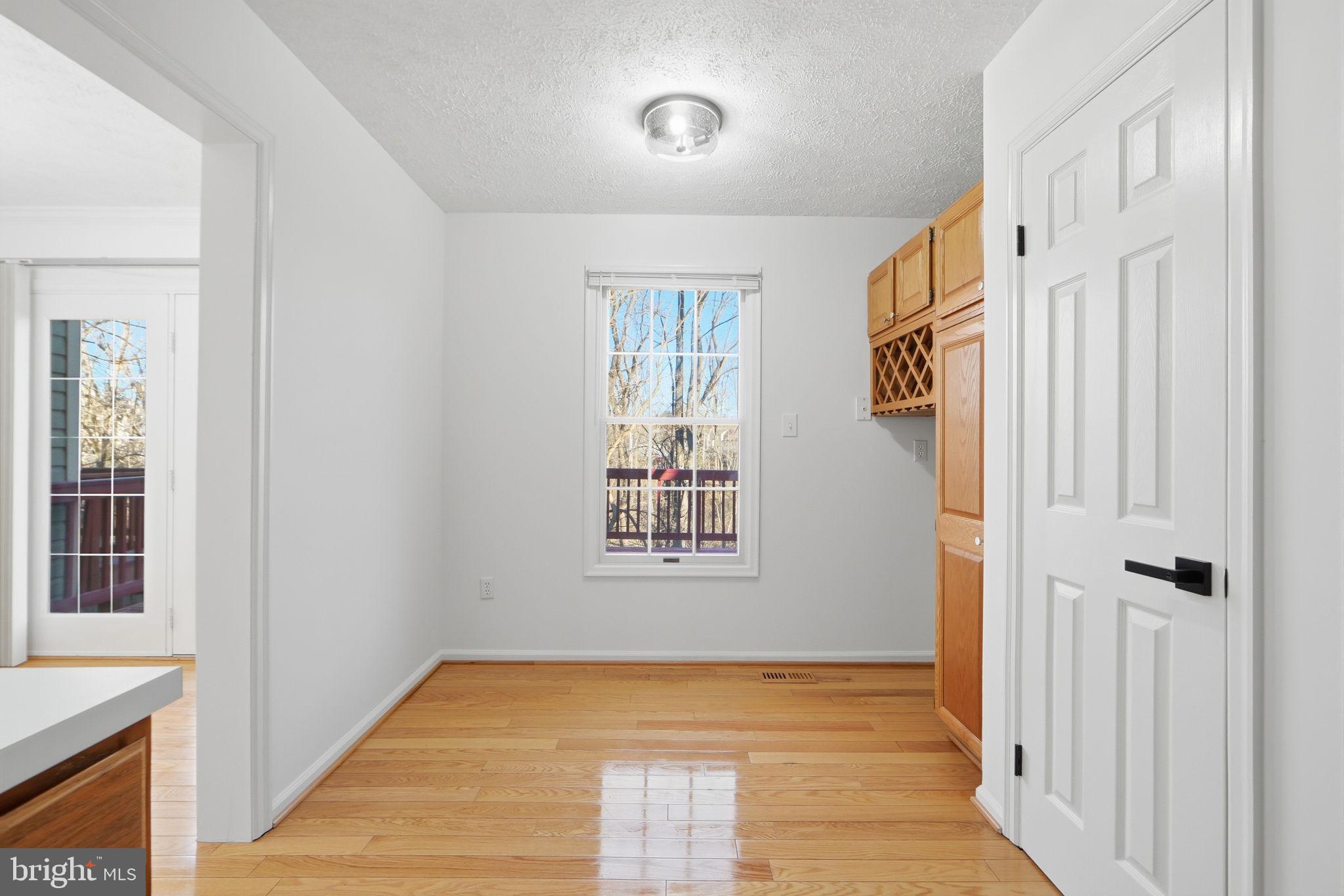 19217 Cross Ridge Drive Germantown, MD 20874 - Photo 12 of 46