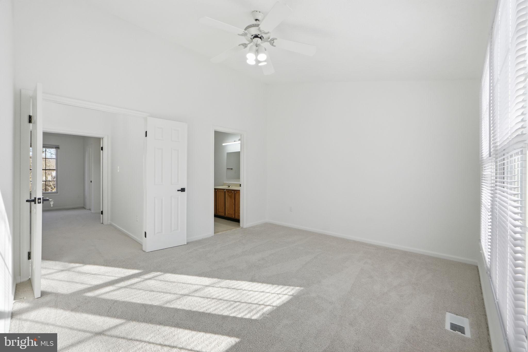 19217 Cross Ridge Drive Germantown, MD 20874 - Photo 20 of 46