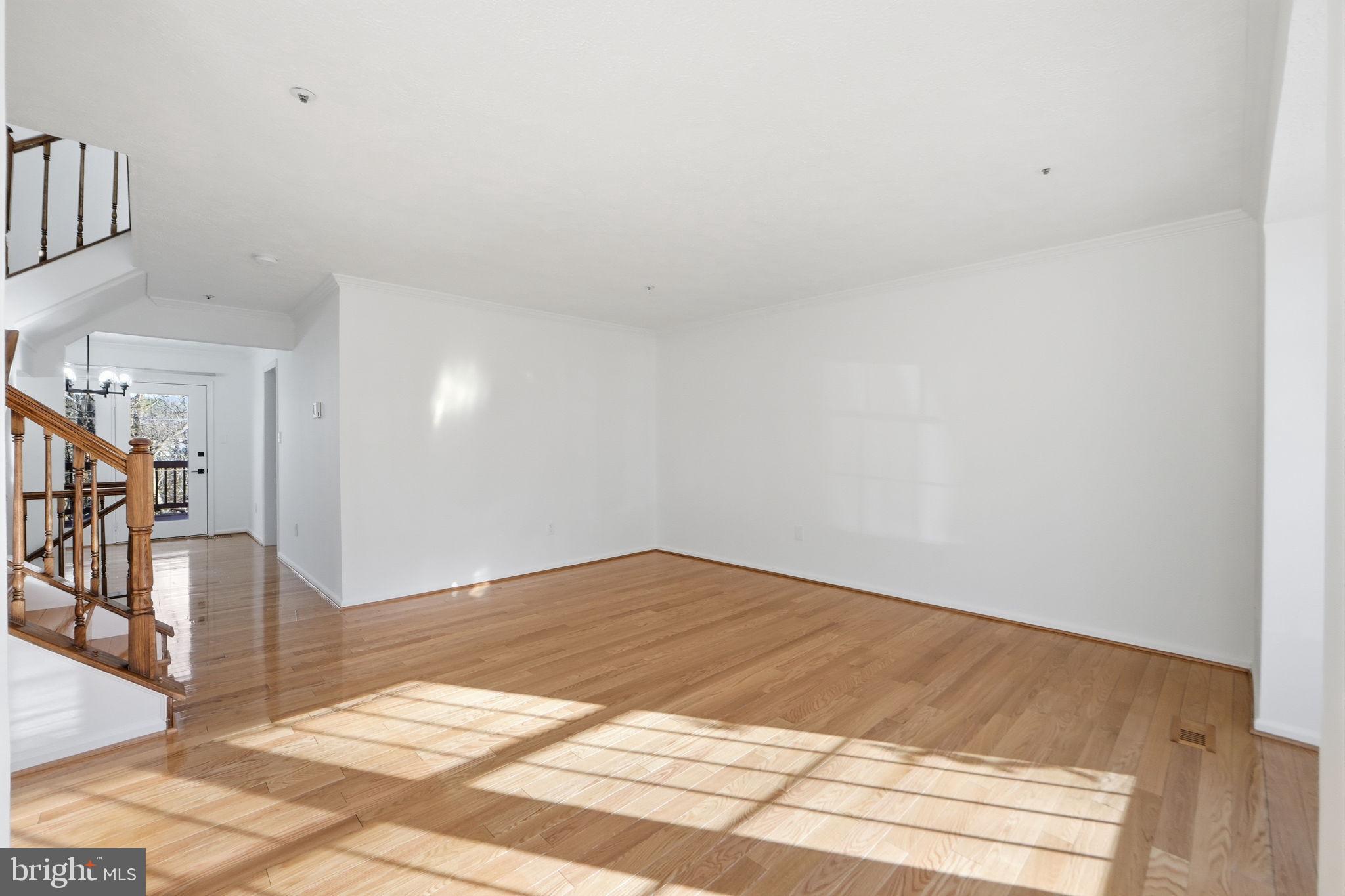 19217 Cross Ridge Drive Germantown, MD 20874 - Photo 2 of 46