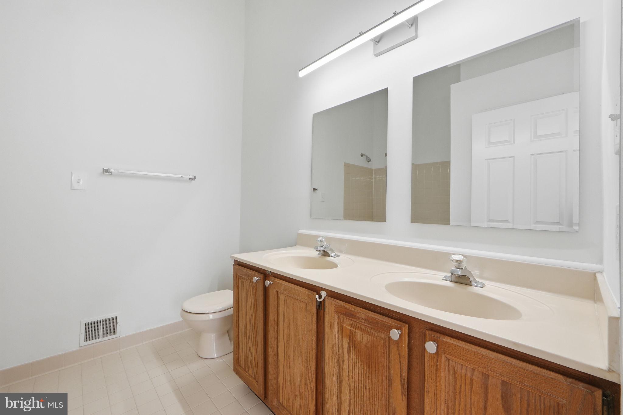 19217 Cross Ridge Drive Germantown, MD 20874 - Photo 24 of 46