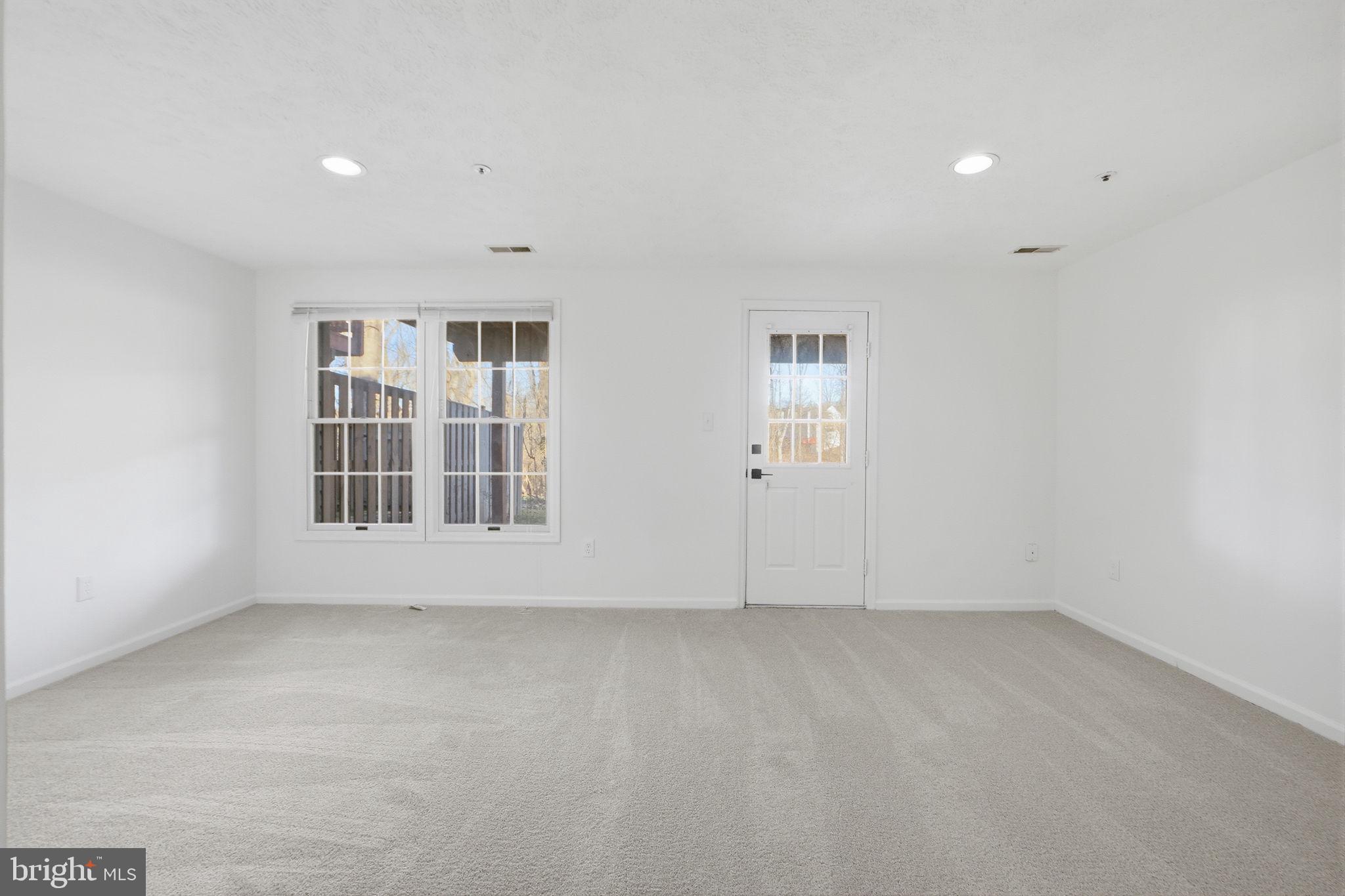 19217 Cross Ridge Drive Germantown, MD 20874 - Photo 34 of 46