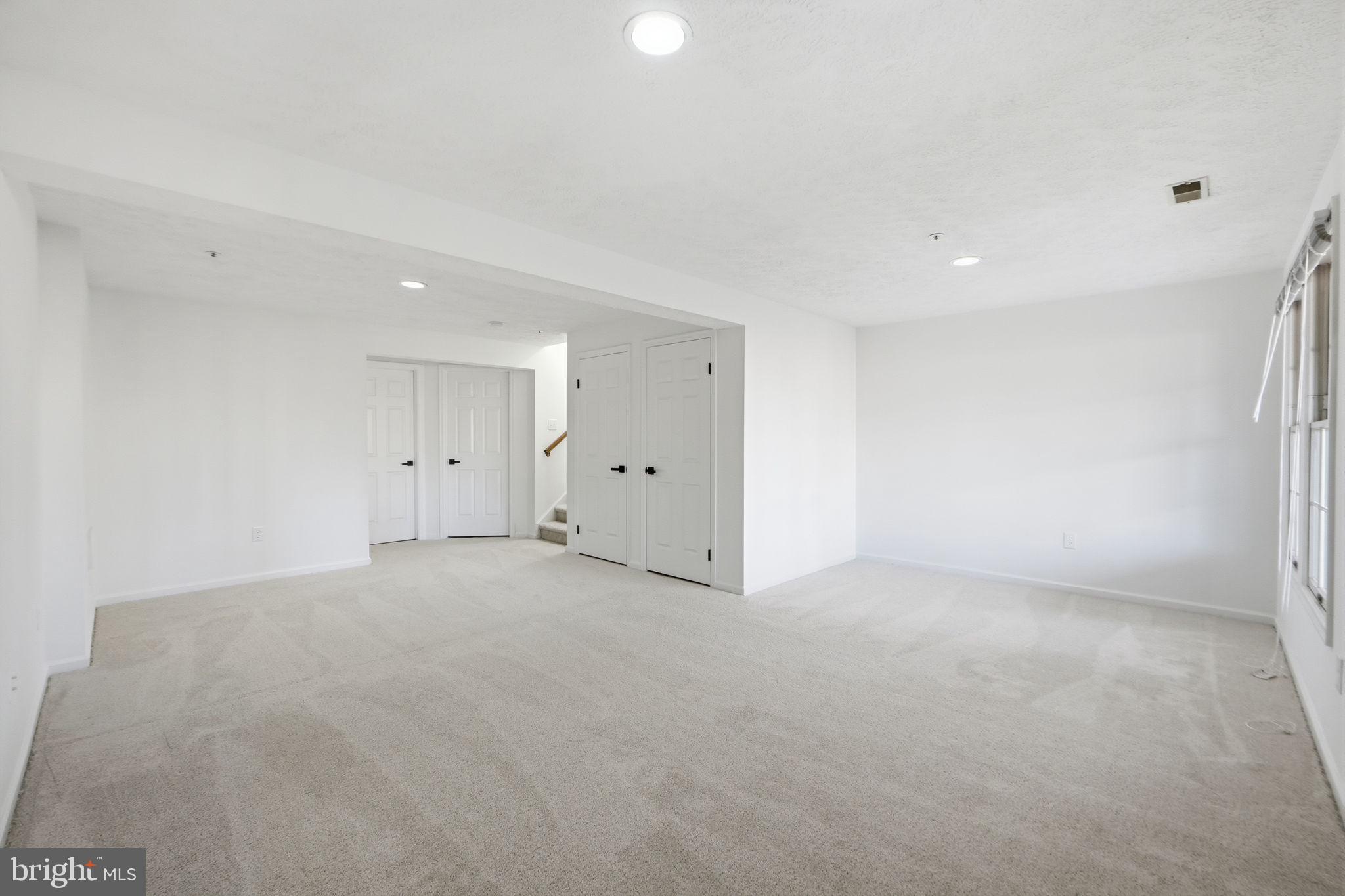 19217 Cross Ridge Drive Germantown, MD 20874 - Photo 35 of 46