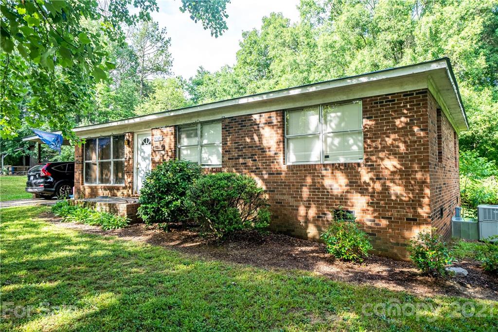 21690 Singlewood Road Albemarle, NC 28001 - Photo 3 of 20 Gallery Image 3