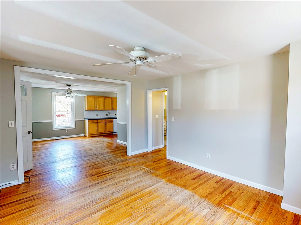 8 Ridgeway Avenue Warwick, RI 02889 - Photo 8 of 31 Gallery Image 8