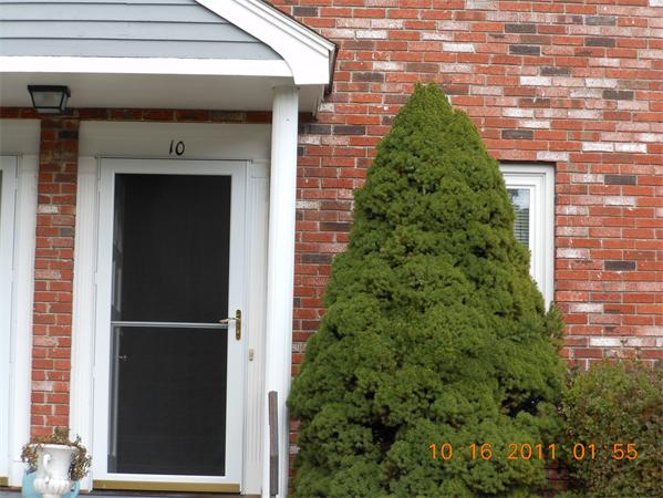 233 Oak Ridge Road, Unit 10 Plaistow, NH 03865 - Photo 2 of 24 Gallery Image 2