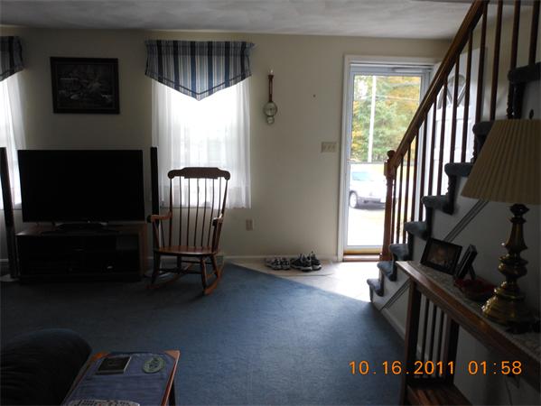 233 Oak Ridge Road, Unit 10 Plaistow, NH 03865 - Photo 5 of 24 Gallery Image 5