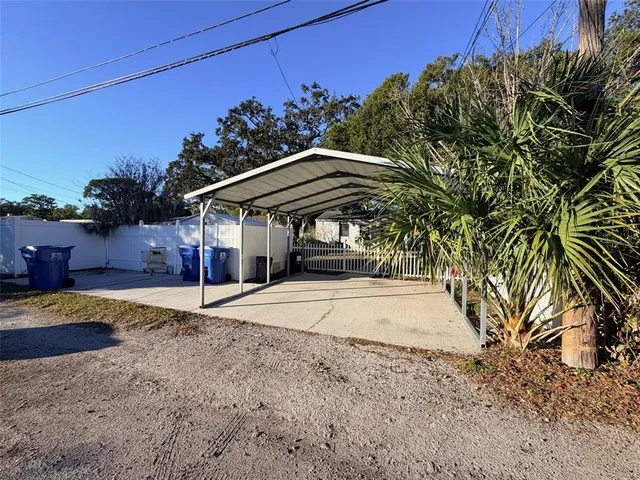 $3,000 | 830 47th Avenue North, St. Petersburg, FL 33703