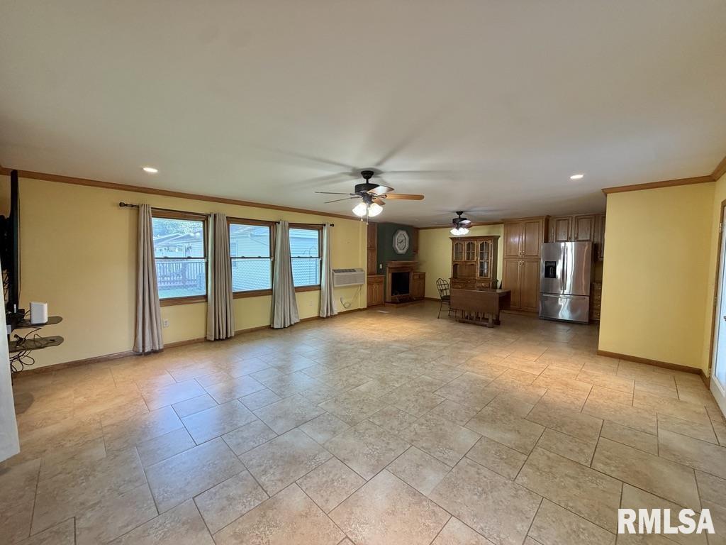 1920 Stanhope Road Springfield, IL 62702 - Photo 12 of 31 Gallery Image 12