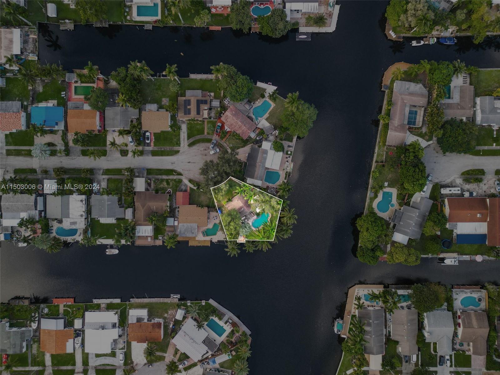 2702 Scott Street Hollywood, FL 33020 - Photo 16 of 42 an aerial view of a houses with yard