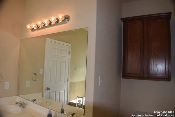 $1,995 | 23115 Cardigan Chase, San Antonio, TX 78258