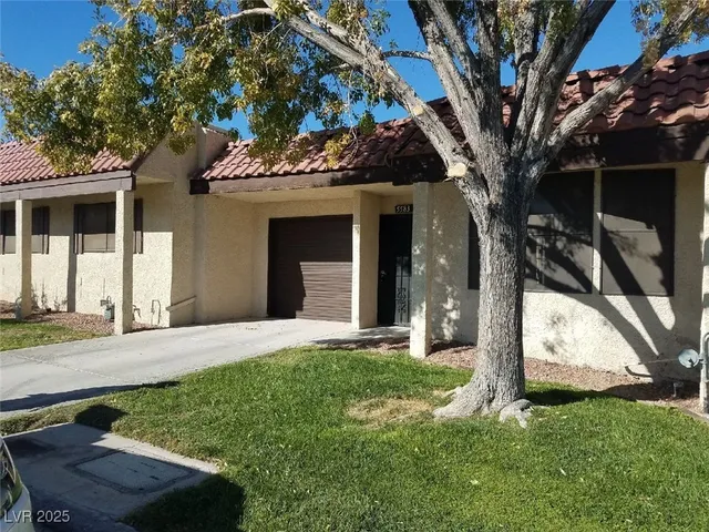 $1,395 | 5583 Hobble Creek Drive, Las Vegas, NV 89120