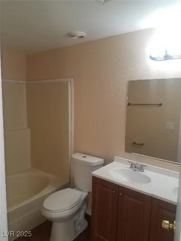 $1,395 | 5583 Hobble Creek Drive, Las Vegas, NV 89120