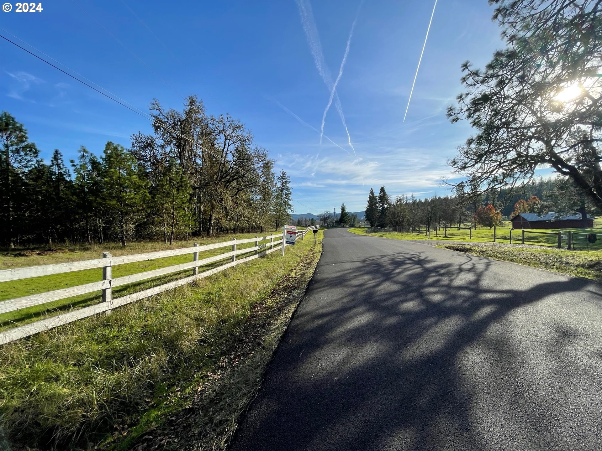 Sanford Road Eugene, OR 97402 - Photo 2 of 10 Gallery Image 2