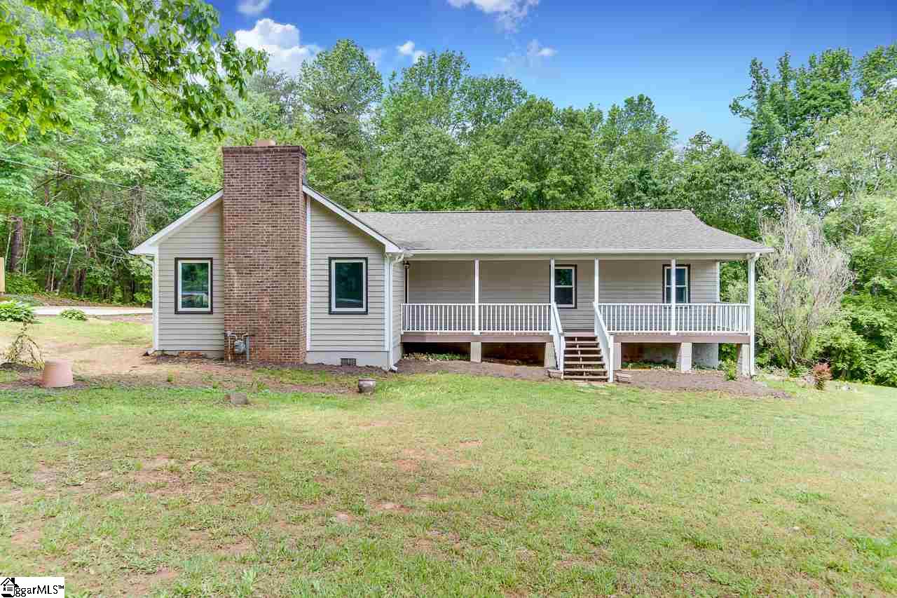 300 State Rd S-42-657 Duncan, SC 29334 - Photo 1 of 21