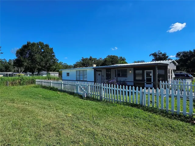 $1,250 | 503 Longfellow Boulevard, Unit 8, Lakeland, FL 33801